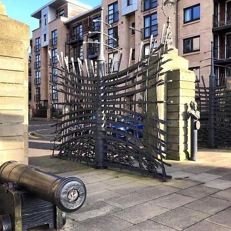 Waterfront Living In Leith With Free Parking! Διαμέρισμα Εδιμβούργο Εξωτερικό φωτογραφία