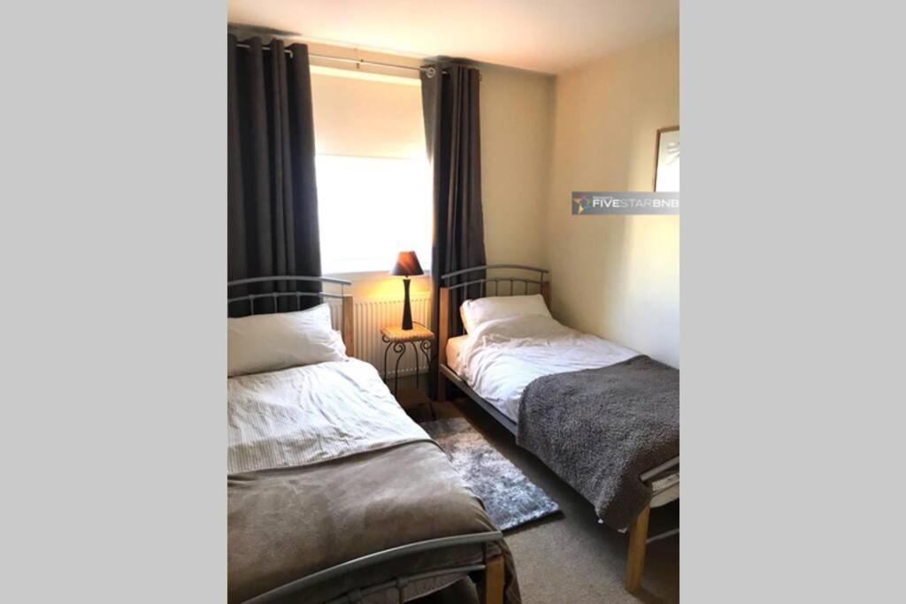 Waterfront Living In Leith With Free Parking! Διαμέρισμα Εδιμβούργο Εξωτερικό φωτογραφία