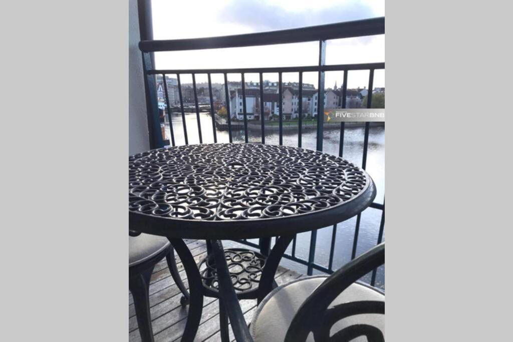 Waterfront Living In Leith With Free Parking! Διαμέρισμα Εδιμβούργο Εξωτερικό φωτογραφία