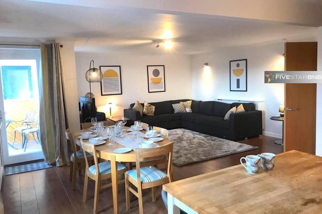 Waterfront Living In Leith With Free Parking! Διαμέρισμα Εδιμβούργο Εξωτερικό φωτογραφία